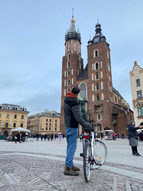 Krakow: Old Town and Kazimierz Guided Bike Tour - Wawel Dragon and the Vistula