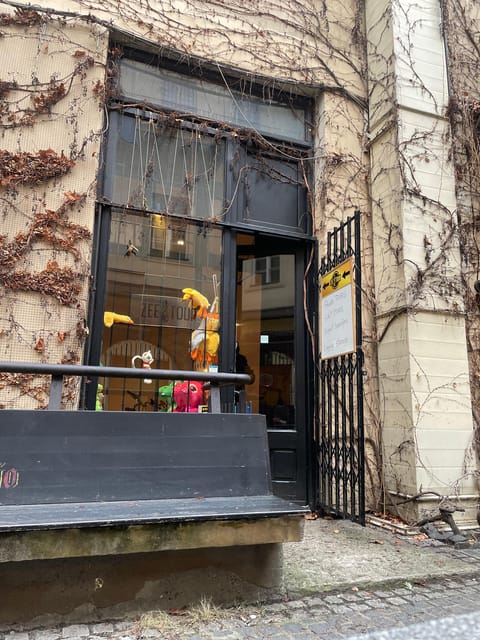 Krakow: Old Town and Kazimierz Guided Bike Tour - Ghetto Heroes Square and Schindler’s Factory