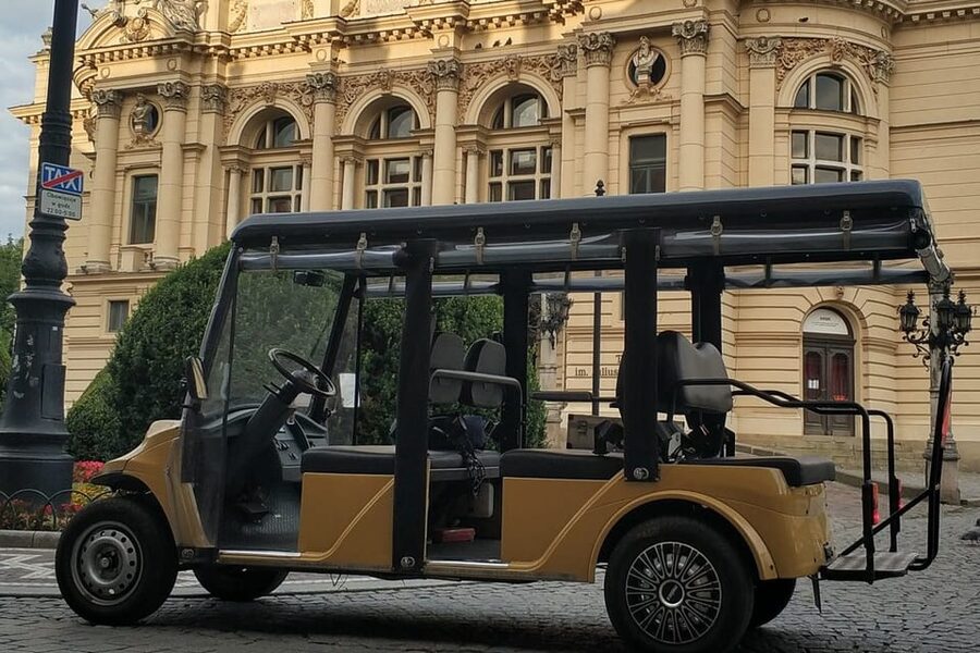 Krakow: Old Town City Tour in a Golf Cart - Planty Park and the ring around the Old Town