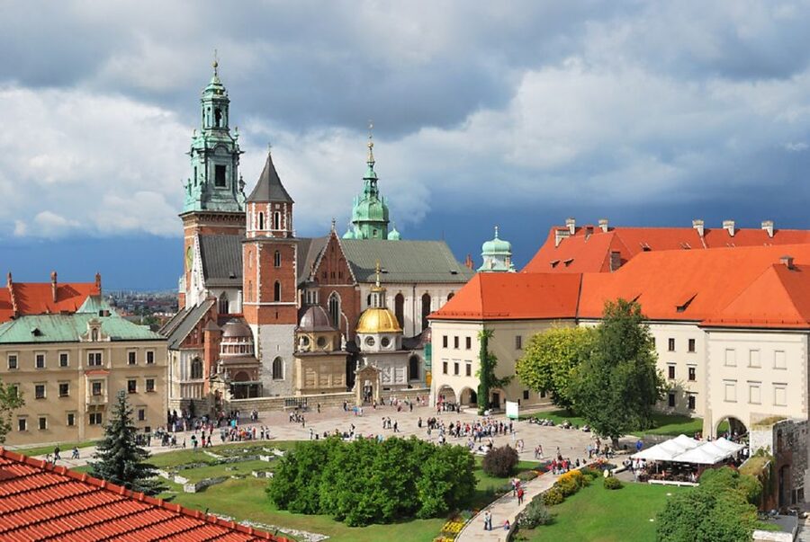 Krakow: Old Town Private Guided Walking Tour - The Wawel Dragon and the Vistula cave