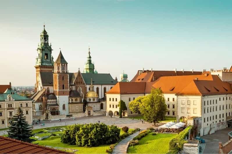 Krakow : Old Town Walking Tour With A guide - St. Adalbert’s Church and the Wyspiański Pavilion