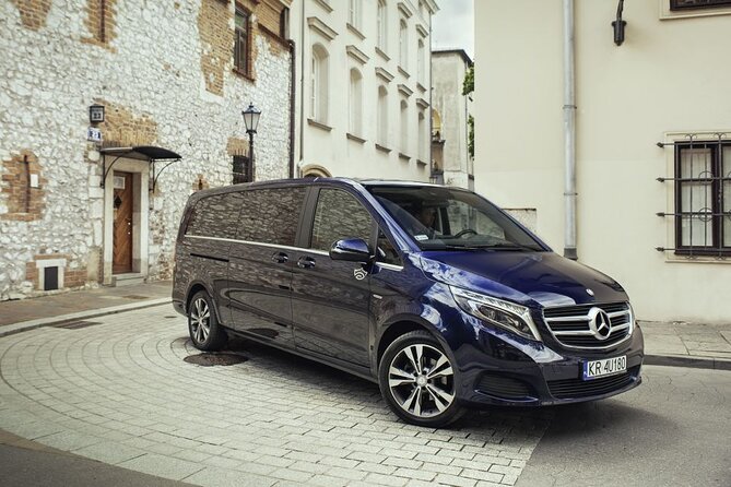 Krakow: Private Airport Transfer - A calm start after landing at Krakow Airport