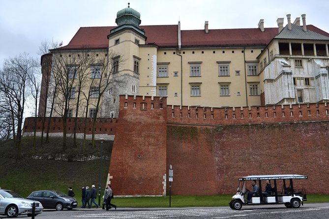 Krakow: Private Guided City Tour by Electric Car - Kazimierz, once a separate town