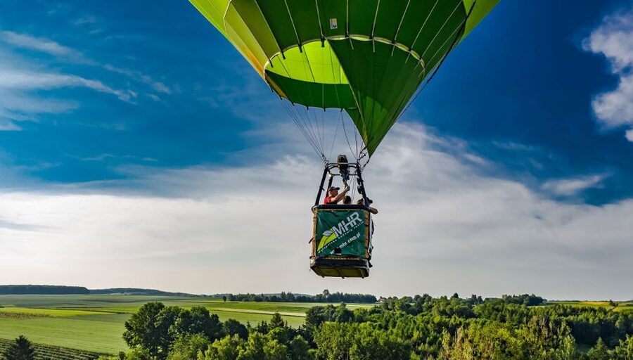 Kraków: Private Hot Air Balloon Flight with Champagne - Champagne, certificates, and proposal planning