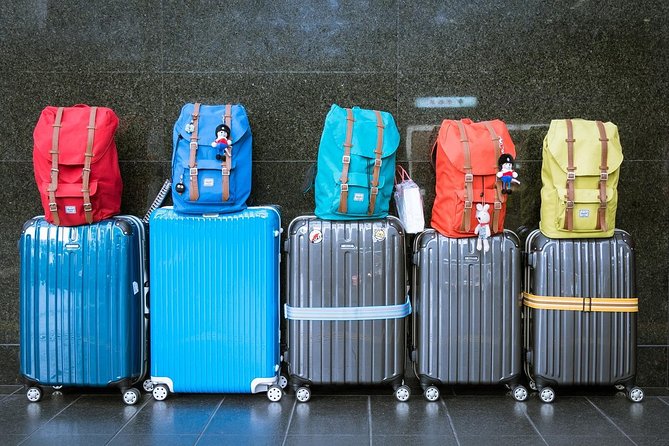 Krakow: Private Transfer to/from Krakow Airport (KRK) - The ride into Krakow takes about 30 minutes