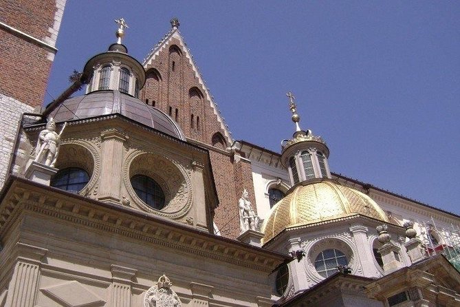 Krakow Private Walking Tour with Schindler's Factory - St. Mary’s Basilica and the Main Market Square