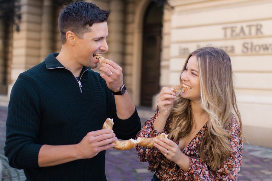 Krakow: Professional Photoshoot in the City Center - Thirty edited photographs and two-day delivery