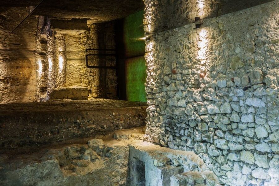 Krakow: Rynek Underground Museum Guided Tour - Medieval trade, told through objects and sound