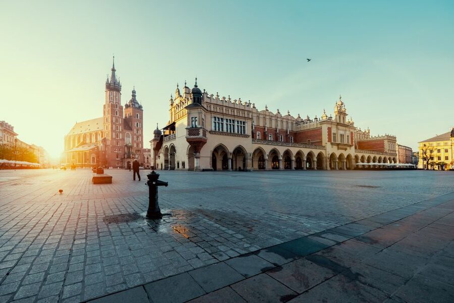 Krakow: Rynek Underground Museum Guided Tour & Stories - What the Main Square reveals above ground