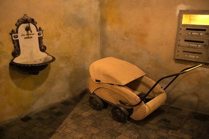 Krakow Schindler's Factory Guided Tour with Admission Ticket - The biggest expectation to reset