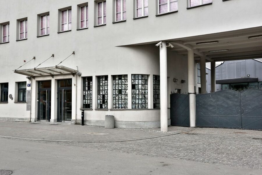 Krakow: Schindler's Factory Guided Tour with Entry Ticket - Planning the visit at ul. Lipowa 4