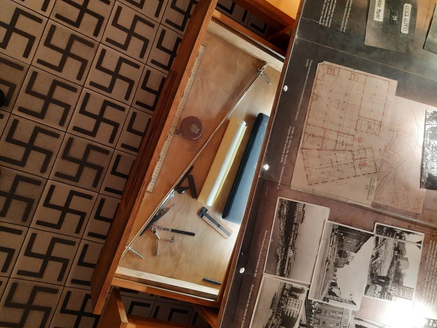 Krakow: Schindler's Factory Tour with Entrance Ticket - Why the guide makes such a difference