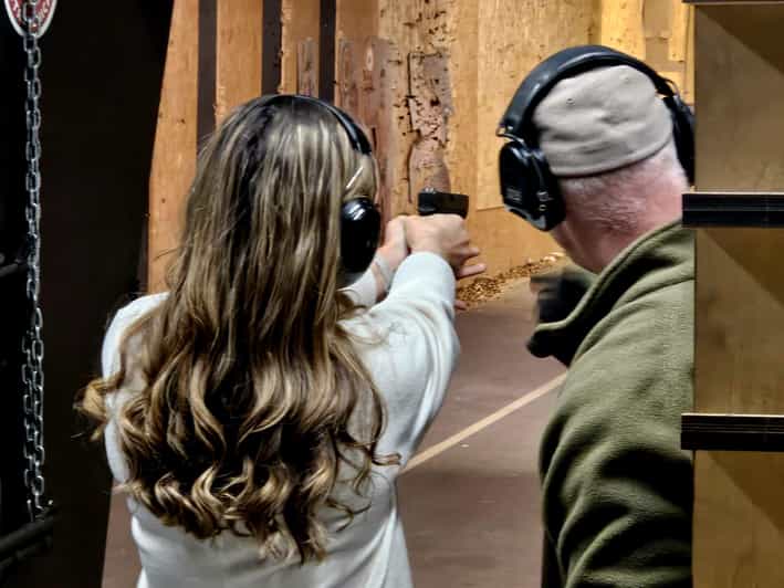 Krakow: Shooting range with hotel pickup - Who will get the most from this experience?