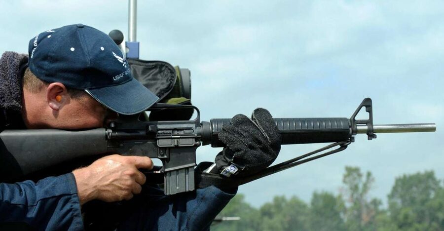 Krakow: Shooting Session - Safety Training Before You Touch the Guns