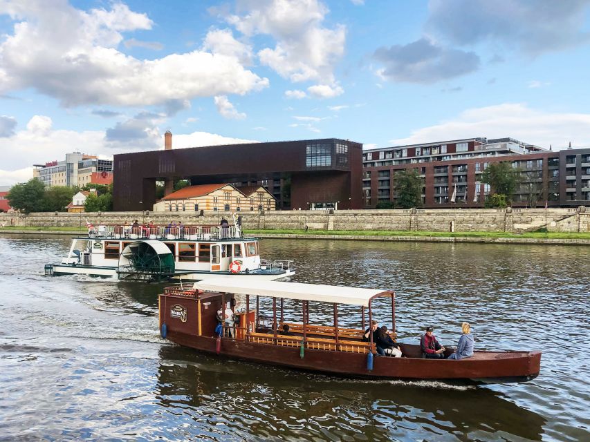 Krakow: Sightseeing Cruise by Vistula River - Kazimierz and Church on the Rock