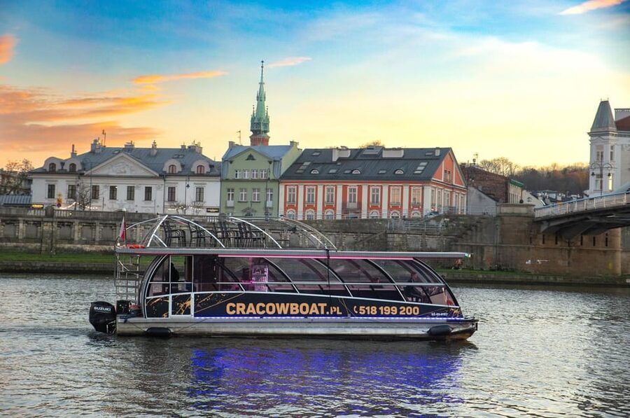 Krakow: Sightseeing Cruise on Vistula River with Audio Guide - From the Church on the Rock to Wawel Hill