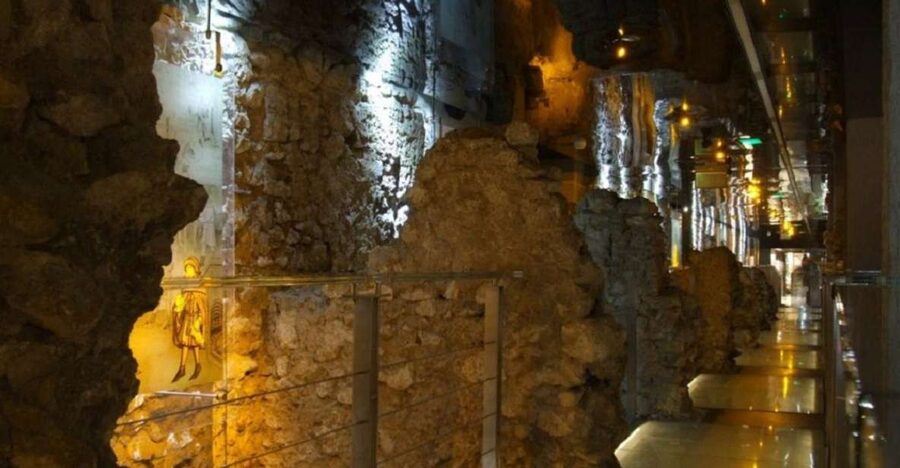 Krakow: Skip the Line Underground Museum Private Guided Tour - Krakow’s Second City Beneath the Square