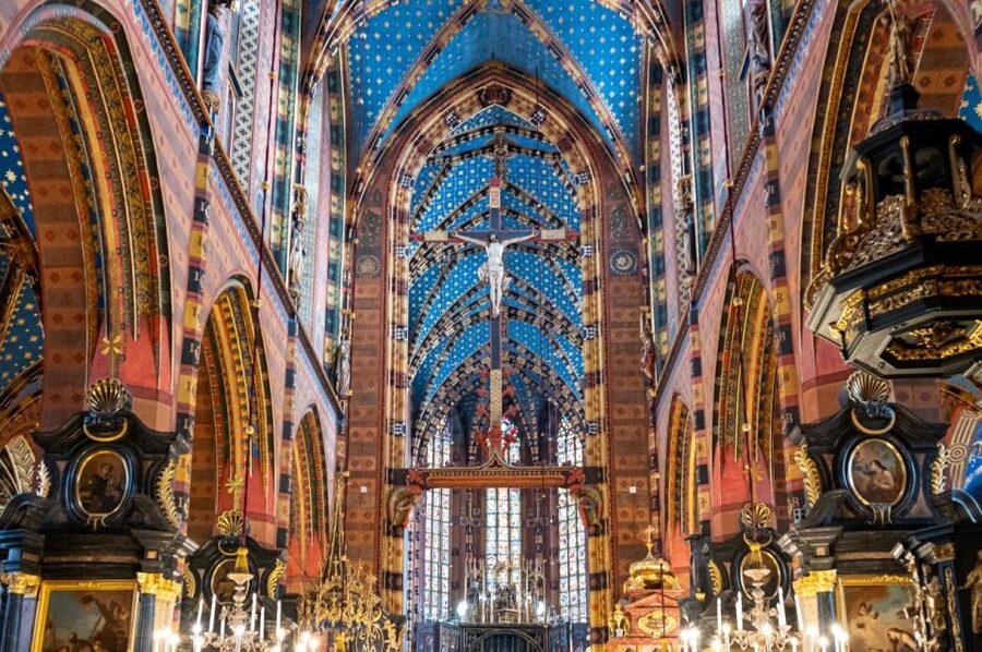 Krakow: St. Mary's Church and Rynek Underground Museum Tour - Is $64 good value?