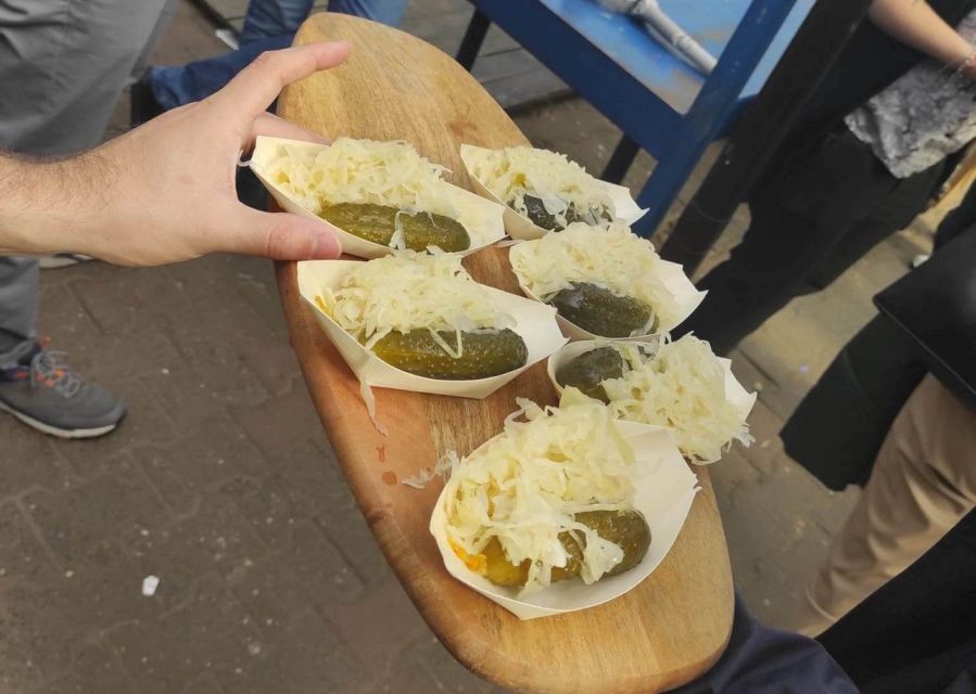 Kraków: Street Food and Historical Adventure - Obwarzanek, Kraków’s ring-shaped classic