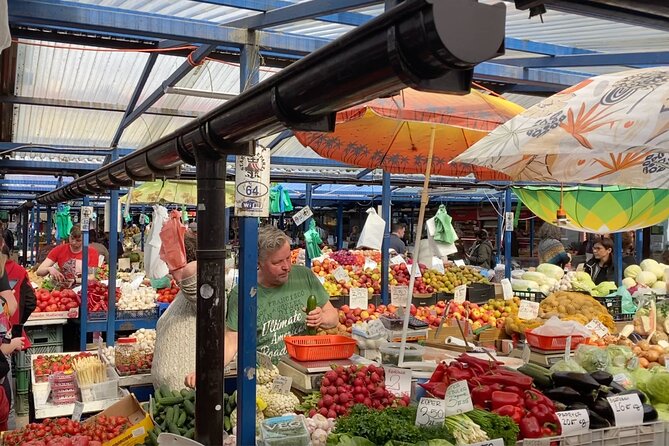 Krakow: Street Food Tasting Walking Tour - Pickles, sausage, cheese, and Polish spirits