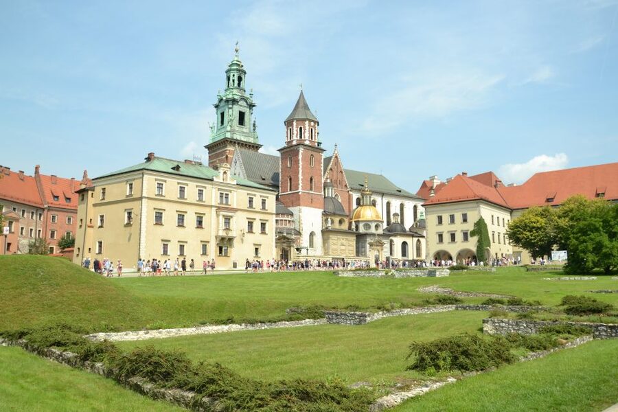 Krakow: The Old Town Walking Tour - Stories instead of a dry list of buildings