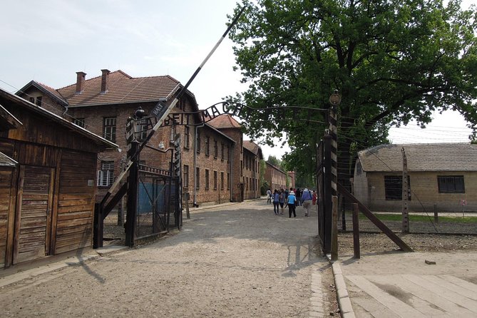 Krakow to Auschwitz Birkenau Guided Tour with Ticket and Transfer - The short transfer to Birkenau