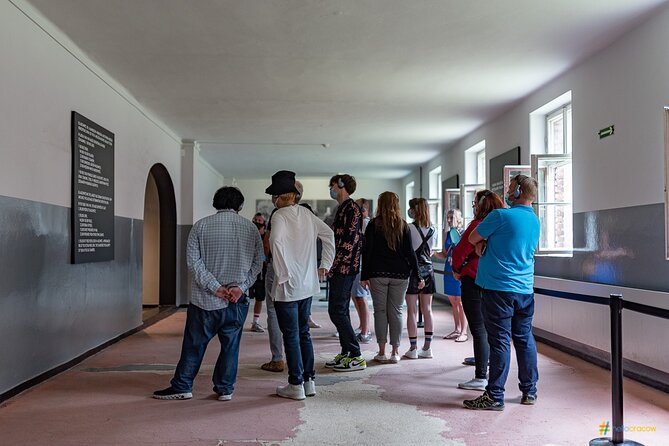 Krakow to Auschwitz Birkenau Guided Tour with Transfer and Ticket - Food, breaks, and the small details that help