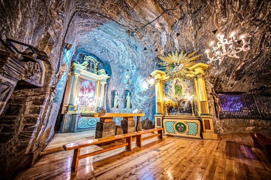 Krakow: UNESCO Underground Boat Expedition & Salt Mine Tour - Key points at a glance