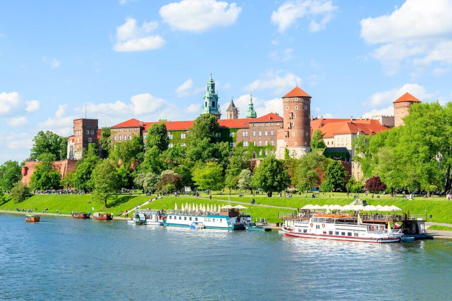 Krakow: Vistula River Cruise with Historical Views - Skałka Church and the Norbertine Monastery
