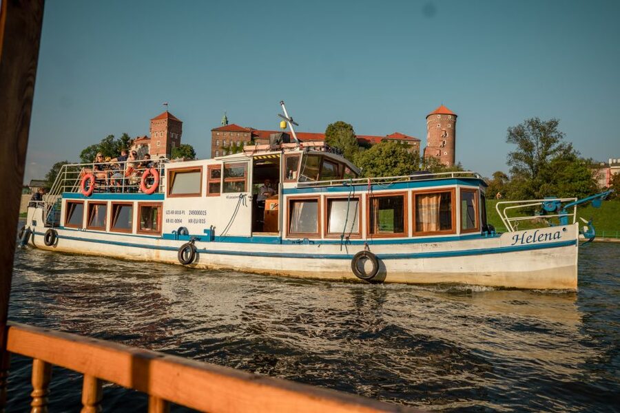 Krakow: Vistula River Sightseeing Cruise ️ - A short river ride with a very Krakow starting point