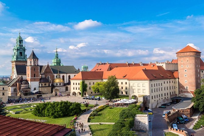 Krakow: Wawel Castle & Cathedral Guided Tour - Why Wawel Hill matters in Polish history