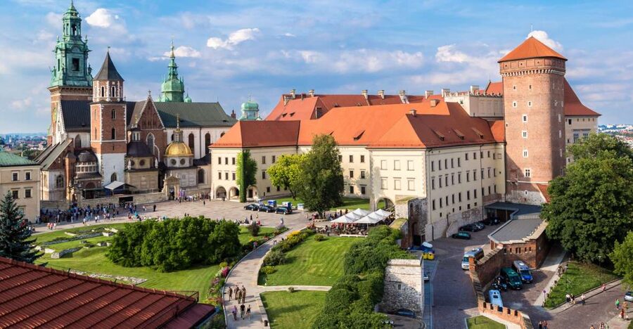 Krakow: Wawel Castle, Cathedral, Rynek Underground & Lunch - Wawel Castle and the rooms of Polish kings