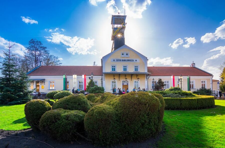 Krakow: Wieliczka Salt Mine Fast-Track Ticket & Guided Tour - The first 15 minutes at Wieliczka