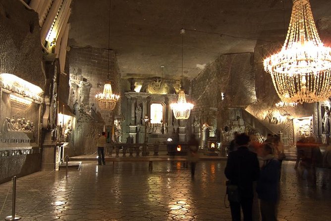 Krakow: Wieliczka Salt Mine Guided Tour with Hotel Pick-up option - St. Kinga’s Chapel is the great visual payoff