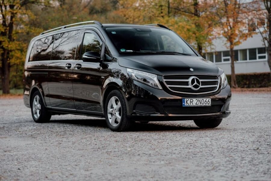 Kraków: Wieliczka Salt Mine Guided Tour with Transfer - The famous underground atmosphere