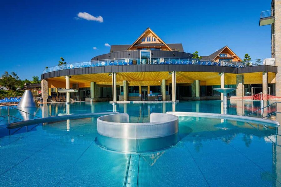 Krakow: Zakopane and Thermal Pools Tour with Hotel Pickup - What the $51 price covers