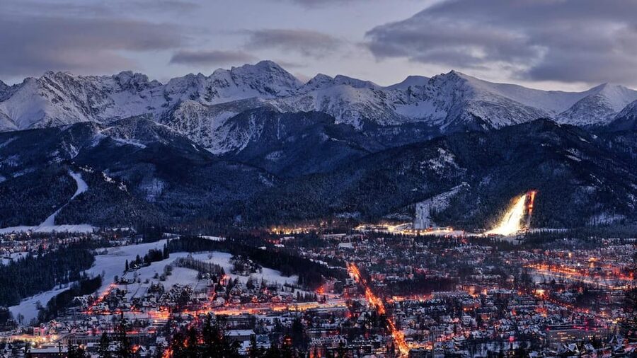 Krakow: Zakopane-Thermal Bath(Evening Time)with Hotel Pickup - Walking through Zakopane and Krupówki Street