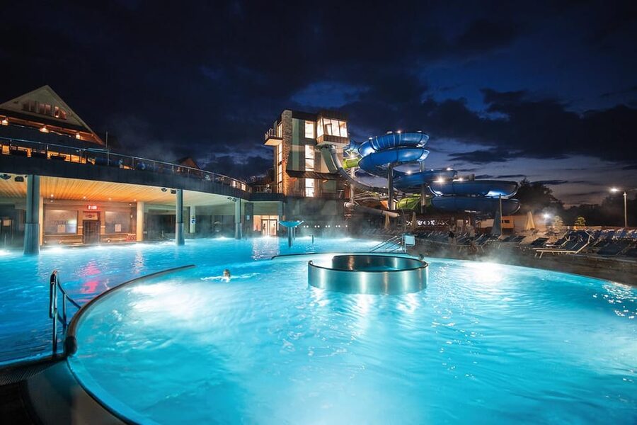Krakow: Zakopane-Thermal Bath(Evening Time)with Hotel Pickup - The guide and the practical feel of the day
