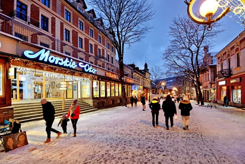 Krakow: Zakopane Trip with Thermal Pools & Hotel Pick-up - Who should book this experience?