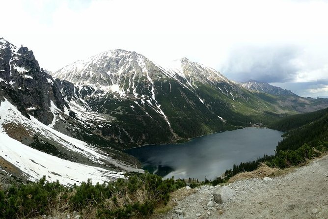 Morskie Oko - private tour from Krakow - Walking the 9-kilometer route