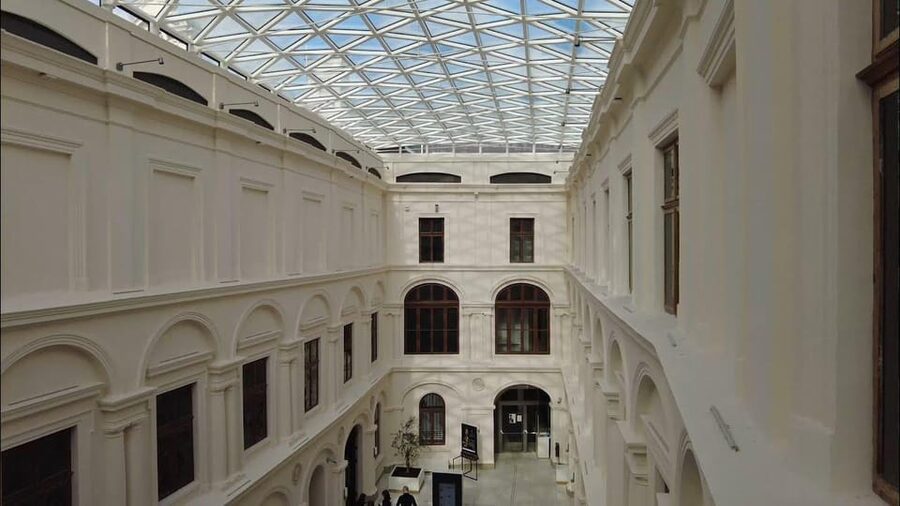 Museo Czartoryski: Visita in italiano e salta la fila - Seeing more than one Leonardo portrait