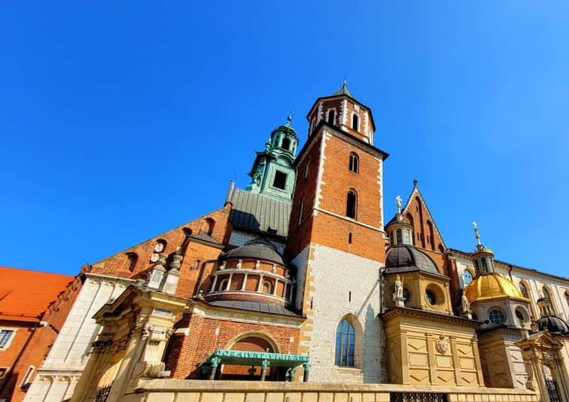 Mysterious Wawel Cathedral and Wawel Courtyard Guided Tour - Inside Wawel Cathedral for 85 minutes