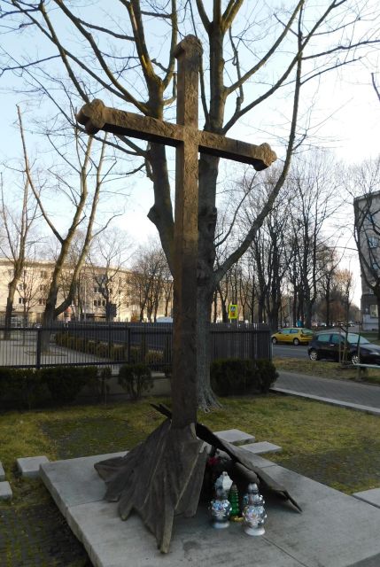 Nowa Huta – a guided tour of a utopian socialist city - Avenue of Roses and the public face of Nowa Huta