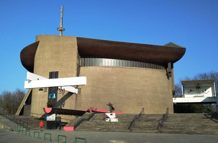 Nowa Huta – a guided tour of a utopian socialist city - The Ludowy Theatre and culture under communism