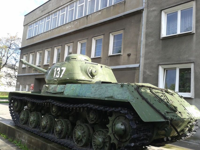 Nowa Huta Tour Krakow: Ideal Communist City Small Group Walk - The Lord’s Ark and the struggle for a church