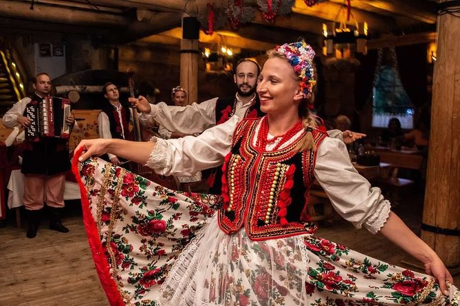 Polish Folk Show and Dinner From Krakow - What happens during the folk show