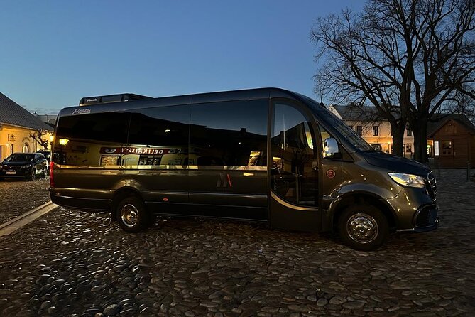 Private Airport Transfer from/to Krakow Balice Airport - Arrival transfer or departure transfer?