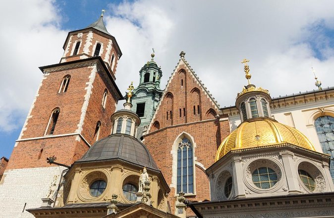 Private Krakow City Tour by Car and Walk with private tour guide - Two Krakows in Four Hours