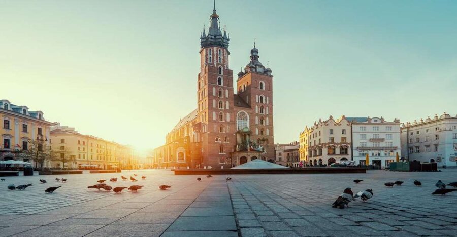 Private Krakow Tour: St. Mary’s, Cloth Hall & More - Is $96 per person a fair price?