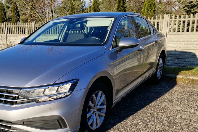 Private Taxi from or to the Krakow Airport - A simple 35-minute start or finish in Krakow
